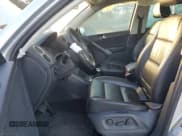 ✅ 2009 Volkswagen Tiguan S • VIN: WVGAV75NX9W545809 • Lot: 82594285. Listed on Copart with 106,087 mi. Free auction sales archive from the USA and detailed vehicle history report at DreamBid. Image 7.