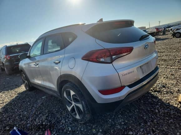 2016 Hyundai Tucson Sport с VIN KM8J3CA28GU139658, выставлен на аукционе Copart как лот 85143115 с пробегом 80 822 миль миль и Списание • Salvage title. История ставок и продаж доступна на DreamBid. Изображение 2.