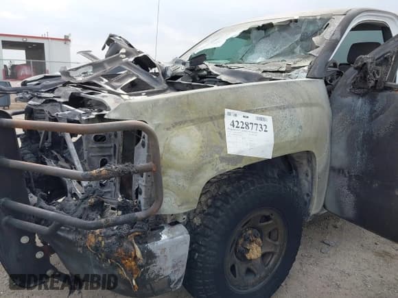 ✅ 2015 Chevrolet Silverado 1500 LS • VIN: 1GCNKPEH5FZ179583 • Лот: 42287732. Опубликован ранее на IAAI с пробегом 52 891 миль. Бесплатный доступ к архиву аукционных продаж из США и подробный отчёт об истории автомобиля на DreamBid. Изображение 6.