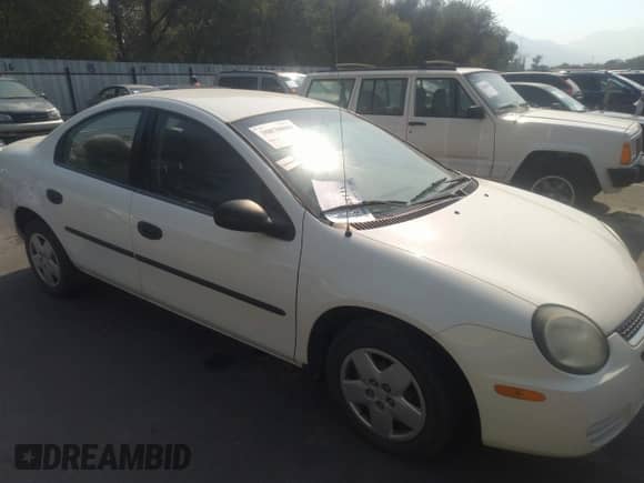 2003 Dodge Neon SE z VIN 1B3ES26C03D190927, wystawiony jako IAAI lot #31188435 z przebiegiem 262 518 mil mil oraz . Historia ofert i sprzedaży dostępna na DreamBid. Obrazek 1.