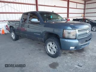 ✅ 2011 Chevrolet Silverado 1500 LT • VIN: 1GCRKSE35BZ129446 • Лот: 43737069. Опубликован ранее на IAAI с пробегом 148 179 миль. Бесплатный доступ к архиву аукционных продаж из США и подробный отчёт об истории автомобиля на DreamBid. Изображение 1.