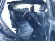 ✅ 2018 Toyota RAV4 SE • VIN: JTMNFREVXJJ723007 • Лот: 43576593. Опубликован ранее на IAAI с пробегом 213 811 миль. Бесплатный доступ к архиву аукционных продаж из США и подробный отчёт об истории автомобиля на DreamBid. Изображение 8.