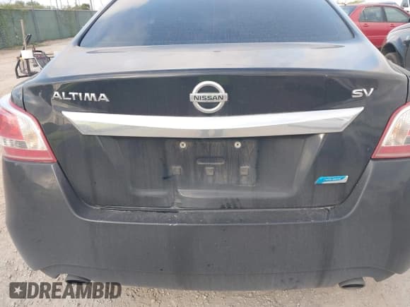 ✅ 2013 Nissan Altima SL • VIN: 1N4AL3AP9DN558033 • Lot: 42939472. Wystawiony na IAAI z przebiegiem 177 013 mil. Bezpłatny archiwum sprzedaży aukcyjnych z USA i szczegółowy raport historii pojazdu na DreamBid. Zdjęcie 6.