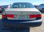 ✅ 2000 Toyota Camry LE • VIN: JT2BF22K2Y0282406 • Лот: 37283323. Опубликован ранее на IAAI с пробегом 223 759 миль. Бесплатный доступ к архиву аукционных продаж из США и подробный отчёт об истории автомобиля на DreamBid. Изображение 16.