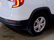 ✅ 2022 GMC Terrain SLE • VIN: 3GKALMEV9NL212210 • Lot: 42569102. Listed on IAAI with 71,097 mi. Free auction sales archive from the USA and detailed vehicle history report at DreamBid. Image 1.