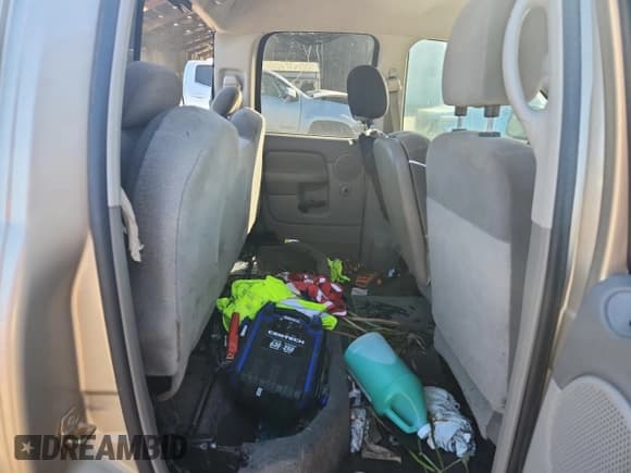 ✅ 2004 Dodge 1500 SLT • VIN: 1D7HA18N74S571992 • Лот: 87432505. Опубликован ранее на Copart с пробегом Не указан. Бесплатный доступ к архиву аукционных продаж из США и подробный отчёт об истории автомобиля на DreamBid. Изображение 10.