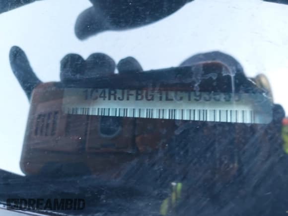 ✅ 2020 Jeep Grand Cherokee Limited • VIN: 1C4RJFBG1LC193568 • Lot: 43515143. Wystawiony na IAAI z przebiegiem 126 057 mil. Bezpłatny archiwum sprzedaży aukcyjnych z USA i szczegółowy raport historii pojazdu na DreamBid. Zdjęcie 9.