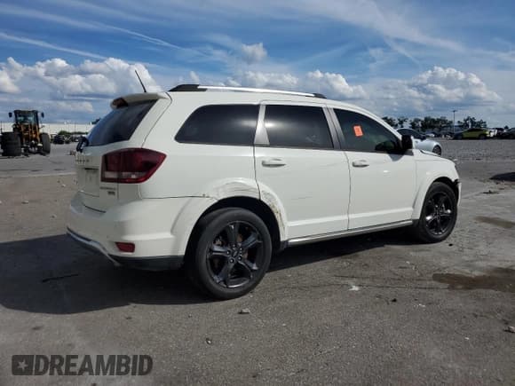 ✅ 2019 Dodge Journey Crossroad • VIN: 3C4PDCGG6KT840958 • Лот: 81678925. Опубликован ранее на Copart с пробегом Не указан. Бесплатный доступ к архиву аукционных продаж из США и подробный отчёт об истории автомобиля на DreamBid. Изображение 3.