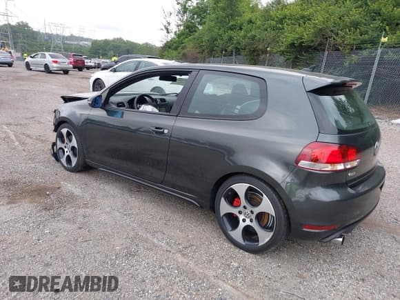 ✅ 2010 Volkswagen Golf GTI • VIN: WVWEV7AJ3AW030227 • Lot: 42717365. Listed on IAAI with 119,899 mi. Free auction sales archive from the USA and detailed vehicle history report at DreamBid. Image 3.