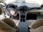 ✅ 2017 Lincoln Continental Reserve • VIN: 1LN6L9NC2H5636499 • Лот: 51237023. Опубликован ранее на Copart с пробегом 29 990 миль. Бесплатный доступ к архиву аукционных продаж из США и подробный отчёт об истории автомобиля на DreamBid. Изображение 8.