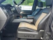 ✅ 2007 Ford Expedition Eddie Bauer • VIN: 1FMFU18527LA00560 • Lot: 56579215. Listed on Copart with 156,465 mi. Free auction sales archive from the USA and detailed vehicle history report at DreamBid. Image 7.