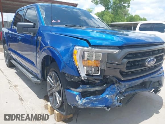 ✅ 2023 Ford F-150 XL • VIN: 1FTEW1CP3PKD20981 • Lot: 42688423. Wystawiony na IAAI z przebiegiem 69 902 mil. Bezpłatny archiwum sprzedaży aukcyjnych z USA i szczegółowy raport historii pojazdu na DreamBid. Zdjęcie 6.