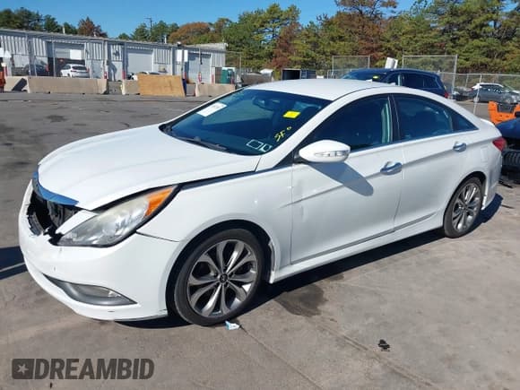 ✅ 2014 Hyundai Sonata Limited • VIN: 5NPEC4ACXEH823882 • Lot: 43412387. Wystawiony na IAAI z przebiegiem 117 105 mil. Bezpłatny archiwum sprzedaży aukcyjnych z USA i szczegółowy raport historii pojazdu na DreamBid. Zdjęcie 18.