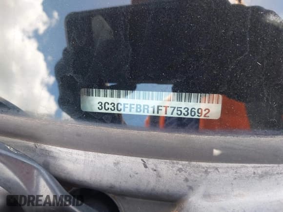 ✅ 2015 FIAT 500 Sport • VIN: 3C3CFFBR1FT753692 • Lot: 42587321. Listed on IAAI with 61,131 mi. Free auction sales archive from the USA and detailed vehicle history report at DreamBid. Image 9.