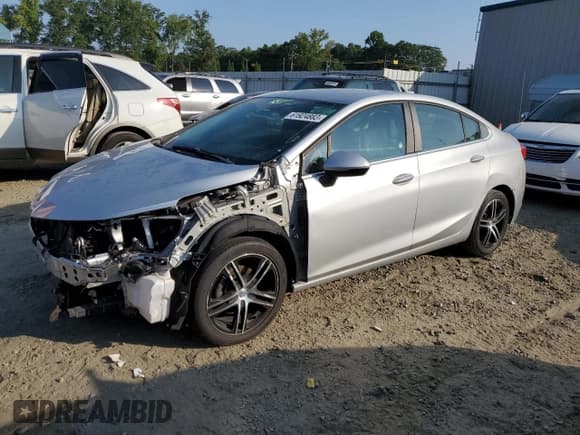 ✅ 2018 Chevrolet Cruze LT • VIN: 1G1BE5SM2J7163760 • Lot: 61924883. Listed on Copart with 62,963 mi. Free auction sales archive from the USA and detailed vehicle history report at DreamBid. Image 1.