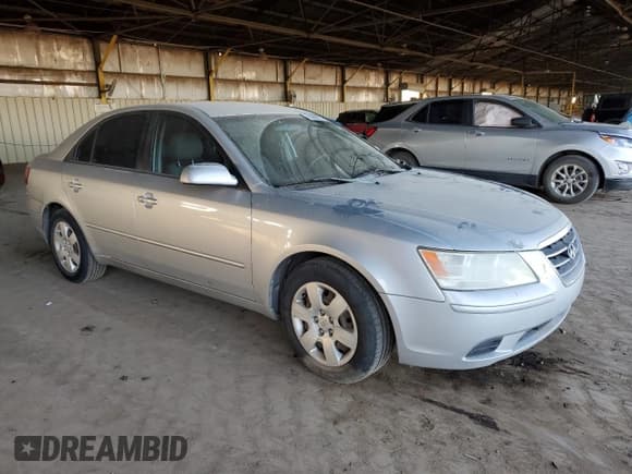 ✅ 2009 Hyundai Sonata GLS • VIN: 5NPET46C19H425085 • Лот: 85688554. Опубликован ранее на Copart с пробегом 321 198 миль. Бесплатный доступ к архиву аукционных продаж из США и подробный отчёт об истории автомобиля на DreamBid. Изображение 4.