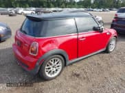 ✅ 2008 MINI Hardtop S • VIN: WMWMF73508TV36079 • Lot: 43254266. Wystawiony na IAAI z przebiegiem Nie podano. Bezpłatny archiwum sprzedaży aukcyjnych z USA i szczegółowy raport historii pojazdu na DreamBid. Zdjęcie 4.