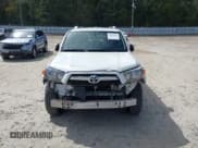 ✅ 2011 Toyota 4Runner SR5 • VIN: JTEZU5JR8B5014235 • Lot: 43434569. Wystawiony na IAAI z przebiegiem 213 016 mil. Bezpłatny archiwum sprzedaży aukcyjnych z USA i szczegółowy raport historii pojazdu na DreamBid. Zdjęcie 6.