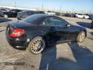 ✅ 2007 Mercedes-Benz SLK 55 AMG • VIN: WDBWK73F57F148566 • Лот: 71528715. Опубликован ранее на Copart с пробегом 114 650 миль. Бесплатный доступ к архиву аукционных продаж из США и подробный отчёт об истории автомобиля на DreamBid. Изображение 3.