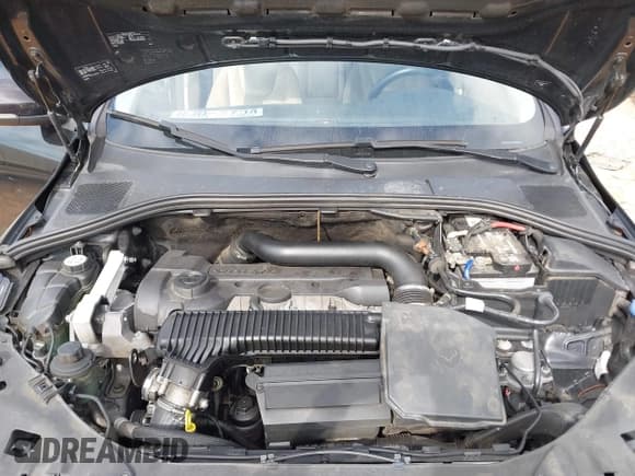 ✅ 2012 Volvo S60 T5 • VIN: YV1622FS9C2041335 • Lot: 42697828. Wystawiony na IAAI z przebiegiem 141 412 mil. Bezpłatny archiwum sprzedaży aukcyjnych z USA i szczegółowy raport historii pojazdu na DreamBid. Zdjęcie 10.