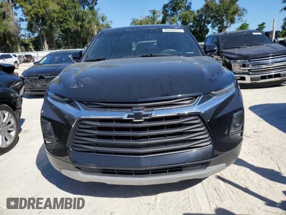 ✅ 2022 Chevrolet Blazer LT • VIN: 3GNKBCR47NS201993 • Lot: 86680625. Listed on Copart with 32,889 mi. Free auction sales archive from the USA and detailed vehicle history report at DreamBid. Image 5.