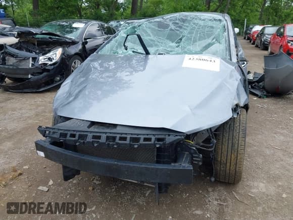 ✅ 2017 Hyundai Elantra Value Edition • VIN: 5NPD84LF8HH007083 • Lot: 42380643. Listed on IAAI with 142,633 mi. Free auction sales archive from the USA and detailed vehicle history report at DreamBid. Image 13.