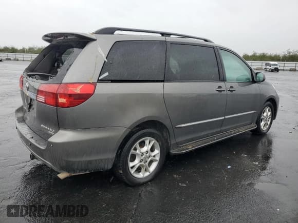 ✅ 2005 Toyota Sienna XLE Limited • VIN: 5TDZA22C65S274718 • Lot: 93321455. Listed on Copart with 181,346 mi. Free auction sales archive from the USA and detailed vehicle history report at DreamBid. Image 3.