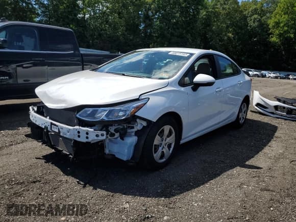 ✅ 2017 Chevrolet Cruze LS • VIN: 1G1BC5SM1H7170098 • Lot: 66615153. Listed on Copart with 94,467 mi. Free auction sales archive from the USA and detailed vehicle history report at DreamBid. Image 1.