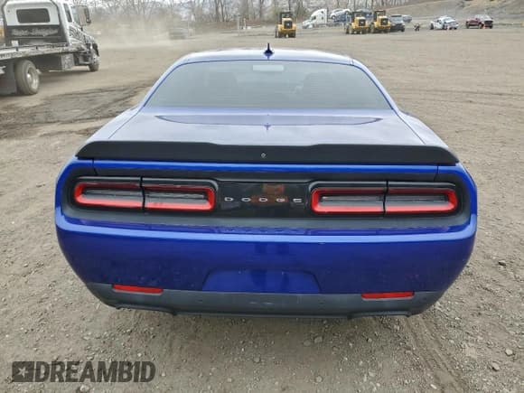 ✅ 2018 Dodge Challenger R/T Scat Pack • VIN: 2C3CDZFJ9JH279567 • Лот: 94215665. Опубликован ранее на Copart с пробегом 29 708 миль. Бесплатный доступ к архиву аукционных продаж из США и подробный отчёт об истории автомобиля на DreamBid. Изображение 6.
