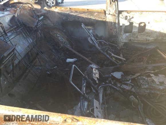 ✅ 2006 Pontiac GTO • VIN: 6G2VX12U96L820549 • Lot: 80699054. Listed on Copart with Not provided. Free auction sales archive from the USA and detailed vehicle history report at DreamBid. Image 10.