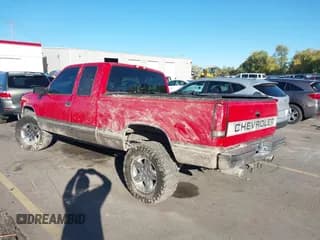 ✅ 1997 Chevrolet Silverado 1500 • VIN: 2GCEK19R5V1290268 • Lot: 43485965. Wystawiony na IAAI z przebiegiem 192 915 mil. Bezpłatny archiwum sprzedaży aukcyjnych z USA i szczegółowy raport historii pojazdu na DreamBid. Zdjęcie 3.