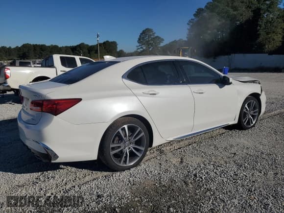 ✅ 2020 Acura TLX Technology • VIN: 19UUB3F43LA001778 • Lot: 82470195. Listed on Copart with Not provided. Free auction sales archive from the USA and detailed vehicle history report at DreamBid. Image 3.