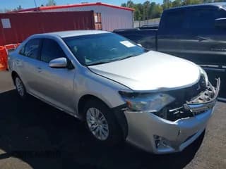 ✅ 2012 Toyota Camry L • VIN: 4T4BF1FK7CR172384 • Лот: 43434439. Опубликован ранее на IAAI с пробегом 105 852 миль. Бесплатный доступ к архиву аукционных продаж из США и подробный отчёт об истории автомобиля на DreamBid. Изображение 1.