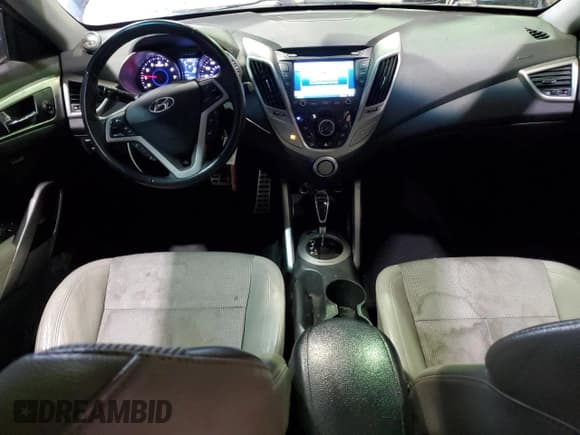 ✅ 2013 Hyundai Veloster w/Gray Int • VIN: KMHTC6AD8DU119739 • Lot: 81710714. Wystawiony na Copart z przebiegiem 115 007 mil. Bezpłatny archiwum sprzedaży aukcyjnych z USA i szczegółowy raport historii pojazdu na DreamBid. Zdjęcie 8.