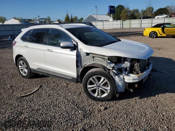 ✅ 2020 Ford Edge SEL • VIN: 2FMPK4J94LBB27250 • Lot: 84871095. Wystawiony na Copart z przebiegiem 73 865 mil. Bezpłatny archiwum sprzedaży aukcyjnych z USA i szczegółowy raport historii pojazdu na DreamBid. Zdjęcie 4.