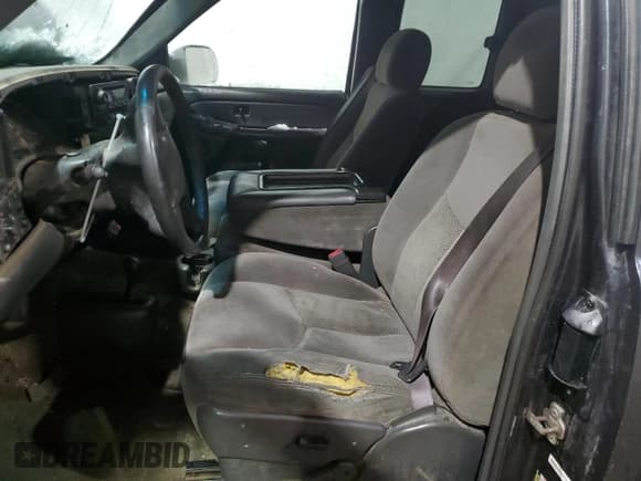 ✅ 2005 Chevrolet Silverado 2500HD LT • VIN: 1GCHK29U85E166775 • Lot: 44410085. Listed on Copart with 215,884 mi. Free auction sales archive from the USA and detailed vehicle history report at DreamBid. Image 7.