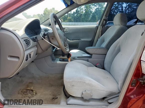 ✅ 2003 Mitsubishi Galant ES • VIN: 4A3AA46GX3E070638 • Лот: 67427925. Опубликован ранее на Copart с пробегом 136 487 миль. Бесплатный доступ к архиву аукционных продаж из США и подробный отчёт об истории автомобиля на DreamBid. Изображение 7.