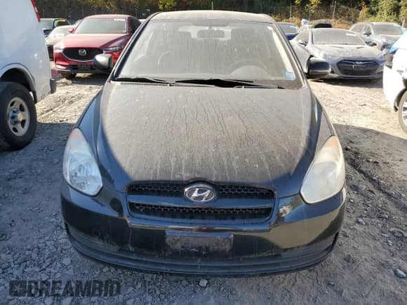 2010 Hyundai Accent GS z VIN KMHCM3AC0AU154712, wystawiony jako Copart lot #76775754 z przebiegiem 88 237 mil mil oraz Czysty tytuł • Clean title. Historia ofert i sprzedaży dostępna na DreamBid. Obrazek 5.