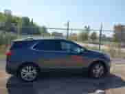 2018 Chevrolet Equinox Premier z VIN 3GNAXWEX1JS504549, wystawiony jako IAAI lot #43256484 z przebiegiem 64 262 mil mil oraz . Historia ofert i sprzedaży dostępna na DreamBid. Obrazek 13.