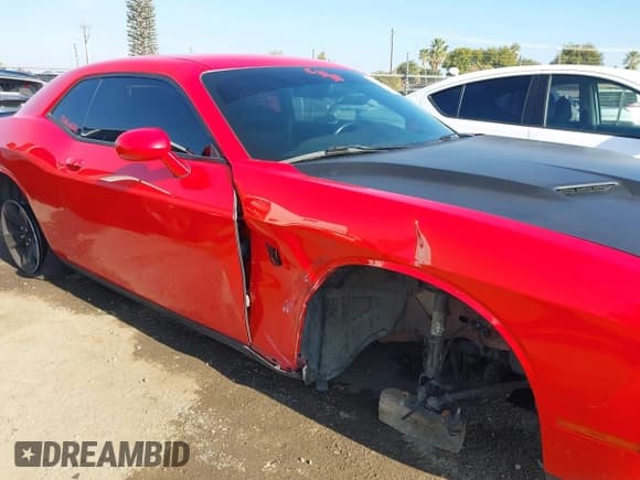 ✅ 2016 Dodge Challenger SXT • VIN: 2C3CDZAG8GH284103 • Lot: 43547011. Wystawiony na IAAI z przebiegiem 144 729 mil. Bezpłatny archiwum sprzedaży aukcyjnych z USA i szczegółowy raport historii pojazdu na DreamBid. Zdjęcie 6.