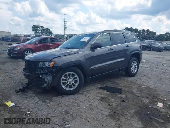2020 Jeep Grand Cherokee Altitude z VIN 1C4RJEAG6LC337661, wystawiony jako IAAI lot #42611973 z przebiegiem 80 287 mil mil oraz . Historia ofert i sprzedaży dostępna na DreamBid. Obrazek 18.