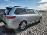 ✅ 2015 Toyota Sienna XLE • VIN: 5TDYK3DC2FS537462 • Lot: 92314205. Listed on Copart with 230,638 mi. Free auction sales archive from the USA and detailed vehicle history report at DreamBid. Image 3.