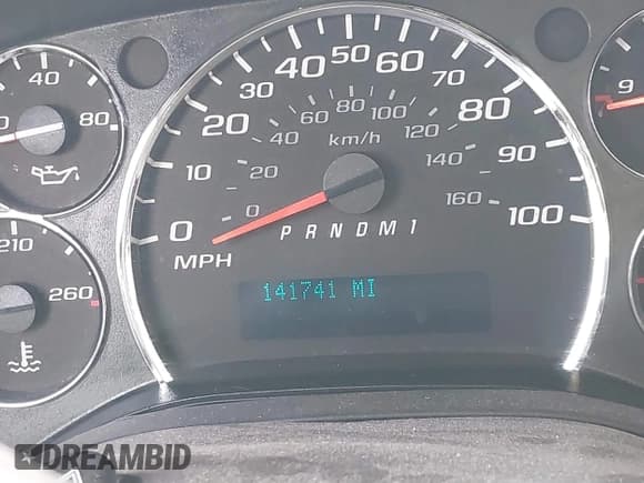 ✅ 2016 Chevrolet Express Cargo • VIN: 1GCWGAFGXG1260362 • Lot: 41813990. Listed on IAAI with 141,741 mi. Free auction sales archive from the USA and detailed vehicle history report at DreamBid. Image 14.