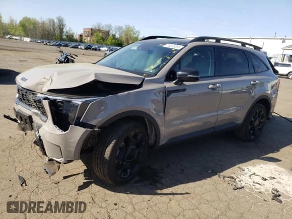 ✅ 2025 Kia Sorento X-Line EX • VIN: 5XYRHDJF2SG325479 • Lot: 55058605. Wystawiony na Copart z przebiegiem 5 525 mil. Bezpłatny archiwum sprzedaży aukcyjnych z USA i szczegółowy raport historii pojazdu na DreamBid. Zdjęcie 1.