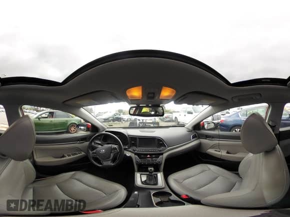 2017 Hyundai Elantra Limited с VIN KMHD84LF7HU116068, выставлен на аукционе IAAI как лот 42064666 с пробегом 88 165 миль миль и . История ставок и продаж доступна на DreamBid. Изображение 18.