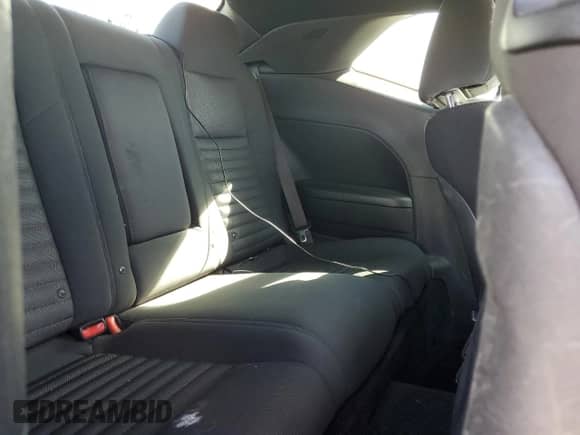 2013 Dodge Challenger SXT z VIN 2C3CDYAG5DH649553, wystawiony jako Copart lot #90937935 z przebiegiem 141 237 mil mil oraz Czysty tytuł • Clean title. Historia ofert i sprzedaży dostępna na DreamBid. Obrazek 10.