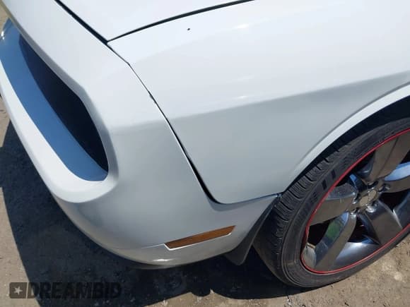 ✅ 2012 Dodge Challenger SXT • VIN: 2C3CDYAG5CH315201 • Lot: 42966307. Wystawiony na IAAI z przebiegiem 107 154 mil. Bezpłatny archiwum sprzedaży aukcyjnych z USA i szczegółowy raport historii pojazdu na DreamBid. Zdjęcie 20.