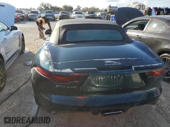 ✅ 2021 Jaguar F-Type P300 • VIN: SAJDD5GX9MCK75037 • Lot: 77380944. Wystawiony na Copart z przebiegiem Nie podano. Bezpłatny archiwum sprzedaży aukcyjnych z USA i szczegółowy raport historii pojazdu na DreamBid. Zdjęcie 6.