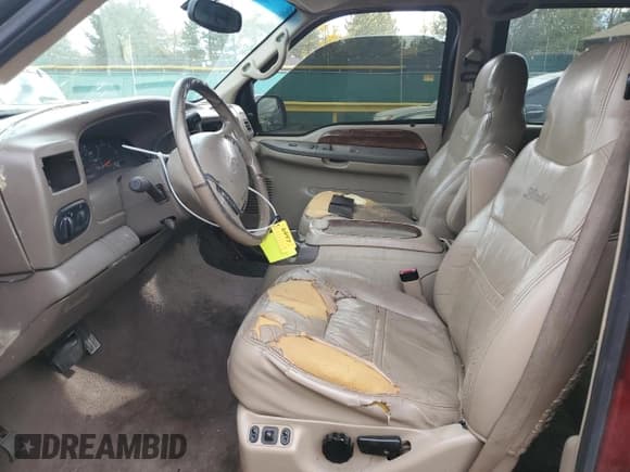 ✅ 2000 Ford Excursion Limited • VIN: 1FMNU42S9YEB86647 • Lot: 86492485. Listed on Copart with 255,143 mi. Free auction sales archive from the USA and detailed vehicle history report at DreamBid. Image 7.
