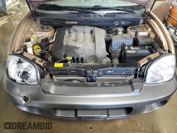 ✅ 2004 Hyundai Santa Fe GLS • VIN: KM8SC73D74U854386 • Лот: 48880465. Размещён на Copart с пробегом 79 021 миль миль. Получите бесплатный доступ к архиву аукционных продаж из США и посмотрите подробный отчёт об истории автомобиля на DreamBid. Изображение 11.